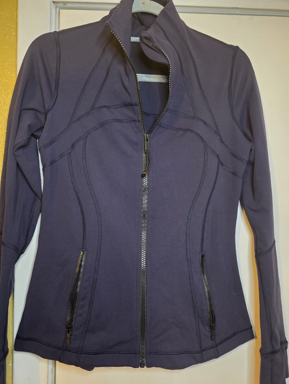 Lululemon Swiftly Women Stretch Sweater Sz 8